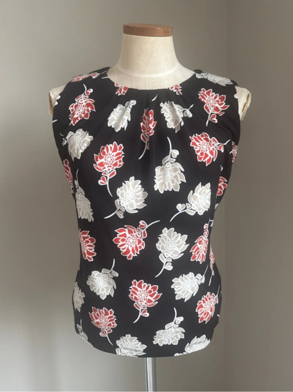 Calvin Klein sleeveless floral blouse